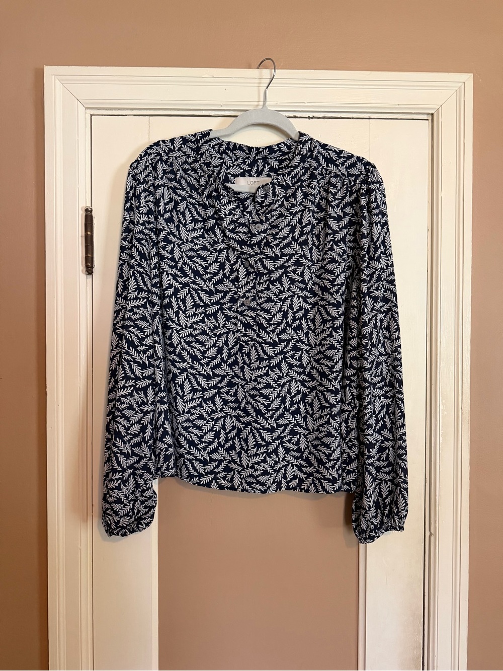 LOFT Long-Sleeve Navy Leaf Print Blouse XL